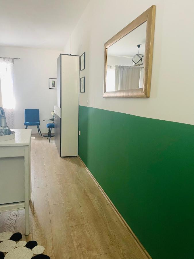 Rooms Bobic Licko Petrovo Selo Eksteriør billede